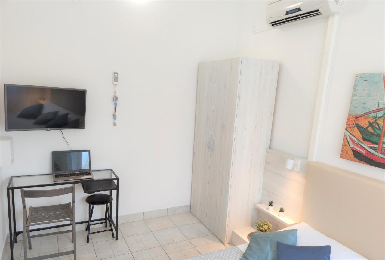 Apartments Riba Вис Екстериор снимка