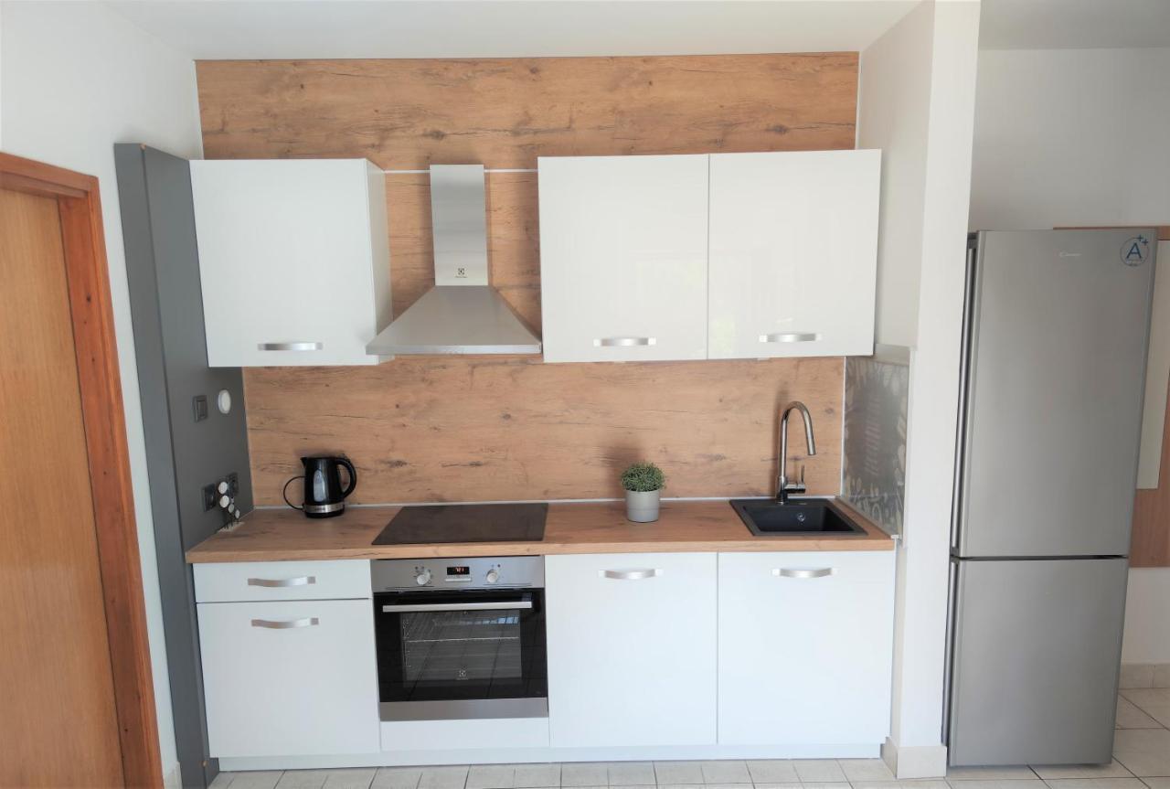 Apartments Riba Вис Стая снимка